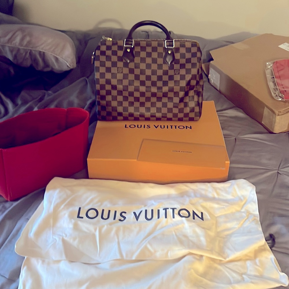Louis Vuitton speedy 30